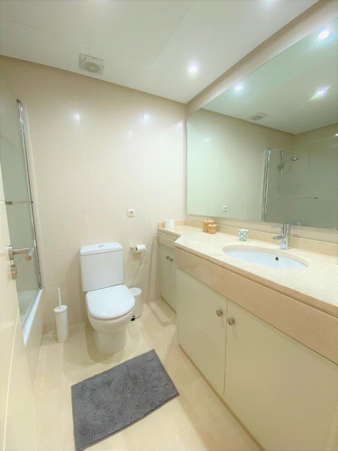 Apartment Amazing In Lagoon Estepona