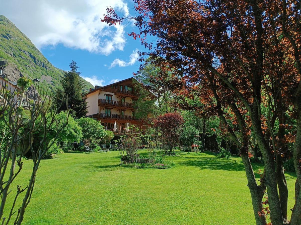 Estanys Blaus Hotel 3*