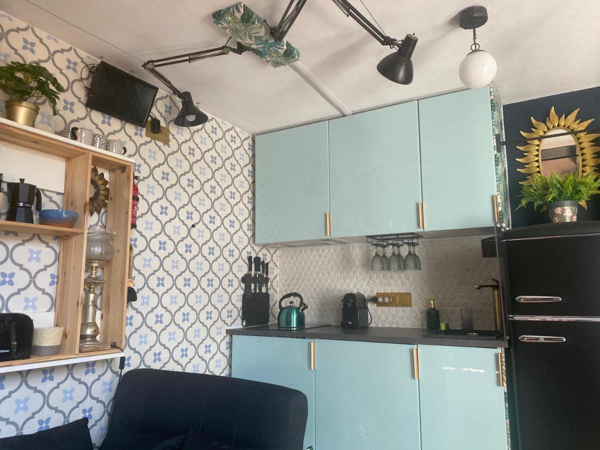 Alfoz, -tiny House- Con Patio Privado Y Barbacoa Velliza