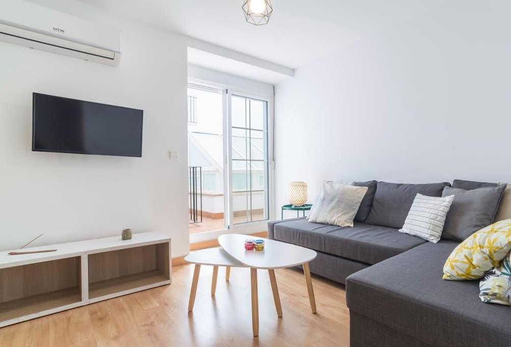 Apartment Apartoyou - Luna Centro