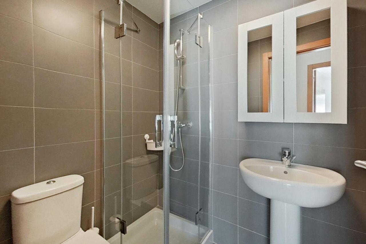 Apt. P/4 En La Playa De Apartment Viveiro