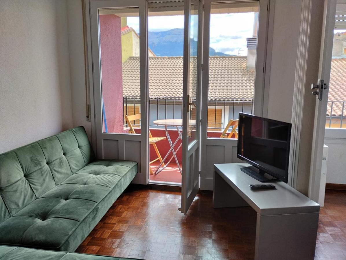 Luminoso, Céntrico Y Silencioso Apartamento Jaca