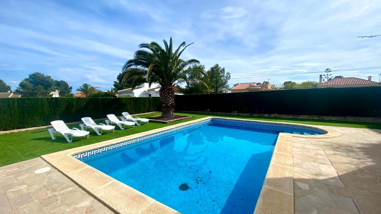 Palmera Villa Calafat