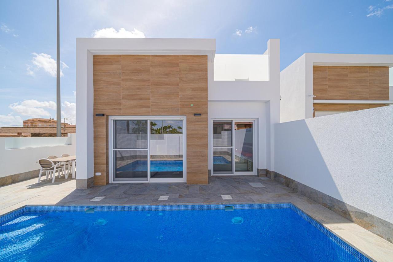 Bonita Villa Avileses