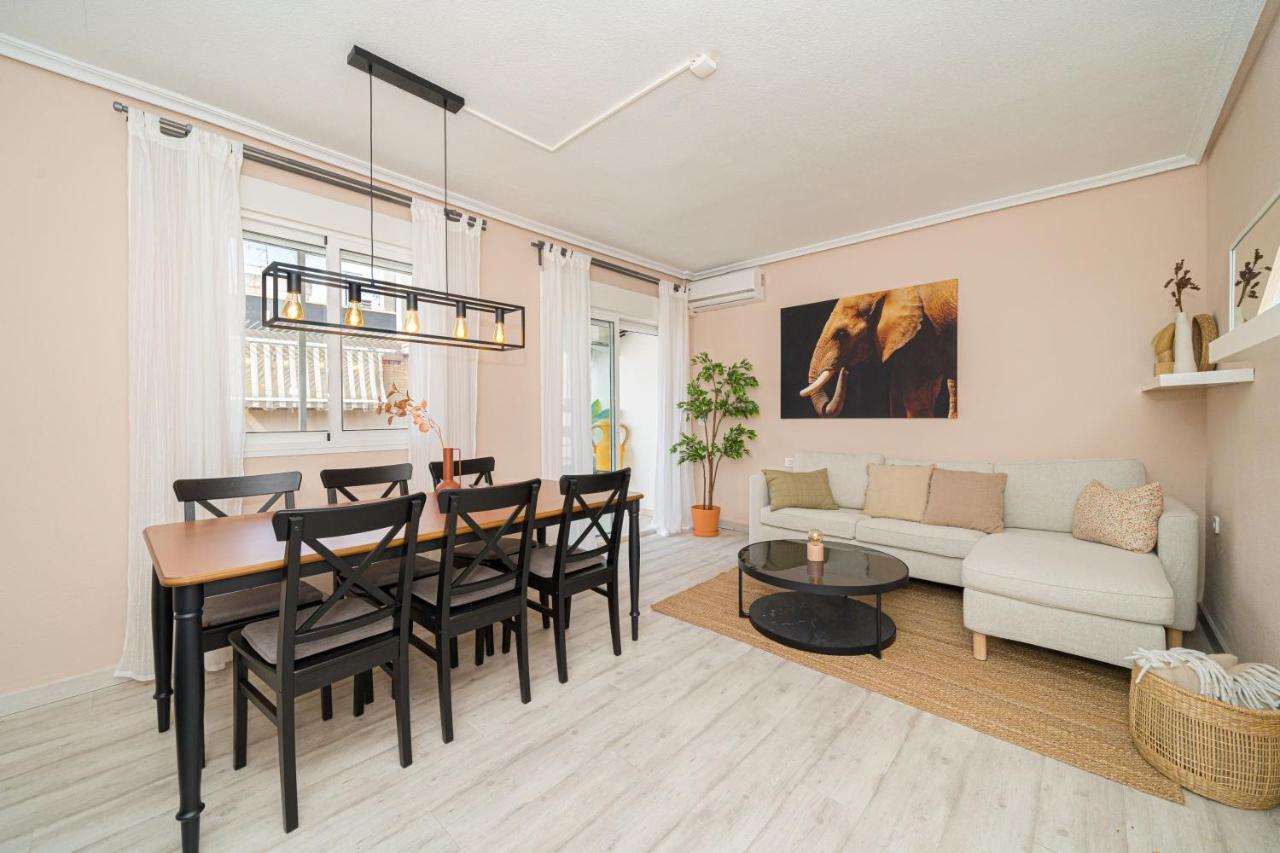 Apartment Casa Terra: 50 Meters From The Torrevieja
