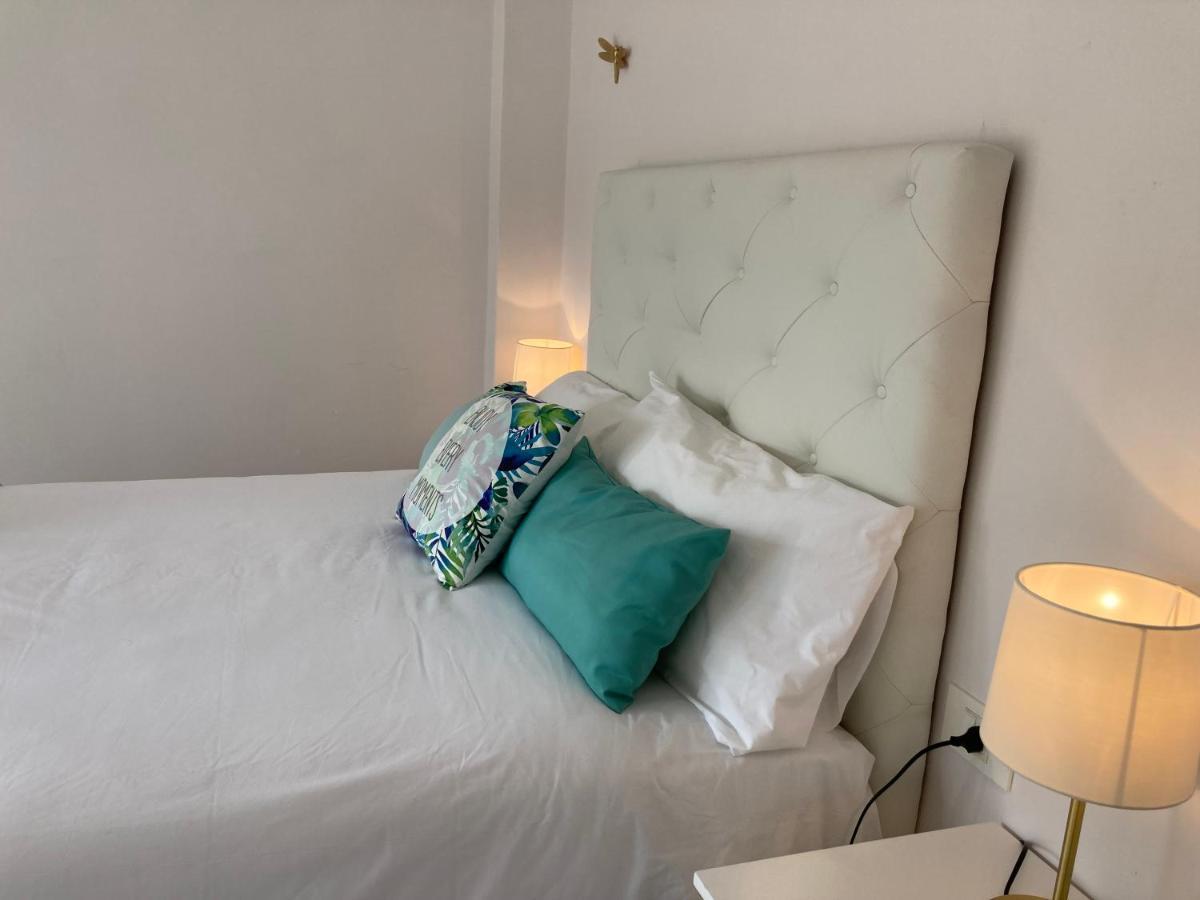 Exclusivo Atico Con Garaje Apartment Baiona