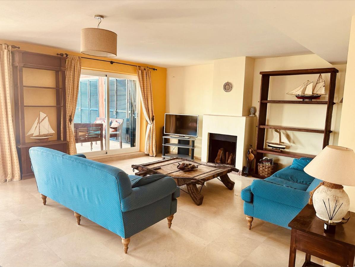 Holiday home Casa Arlequin *