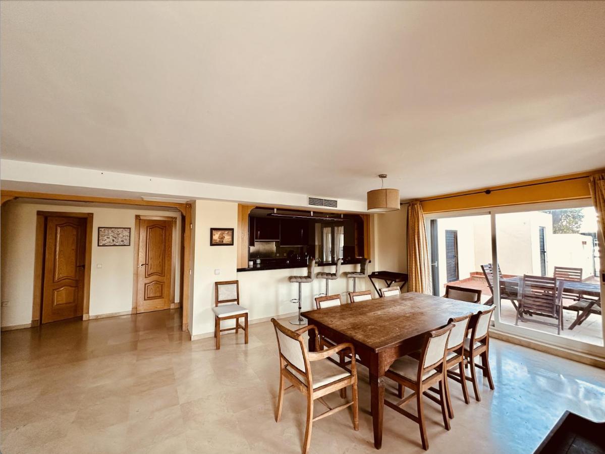 Holiday home Casa Arlequin