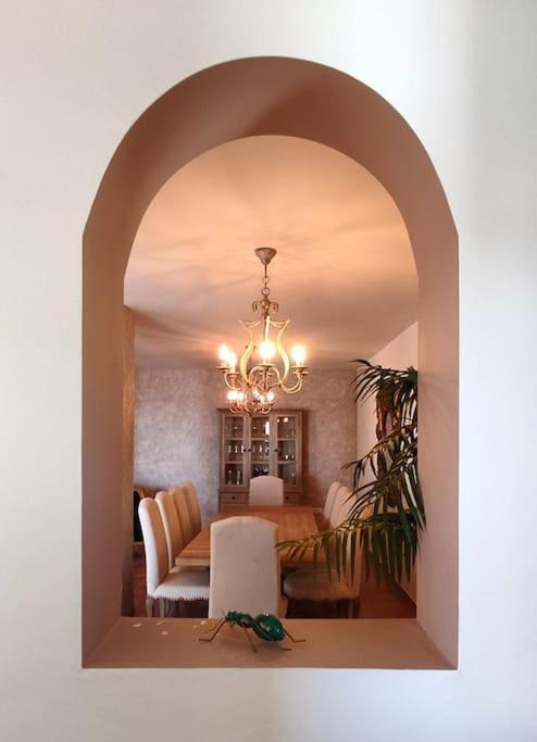 Сasa de vacaciones Stylish 3 Bedroom, 2 Bath With Sun Terrace, Gorgeous Sea Views, Air Conditioning, Wi-fi & Communal Swimming Pool