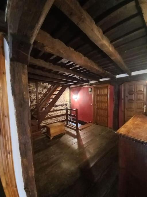 Casa Rustica En Con Vistas A La Montana *