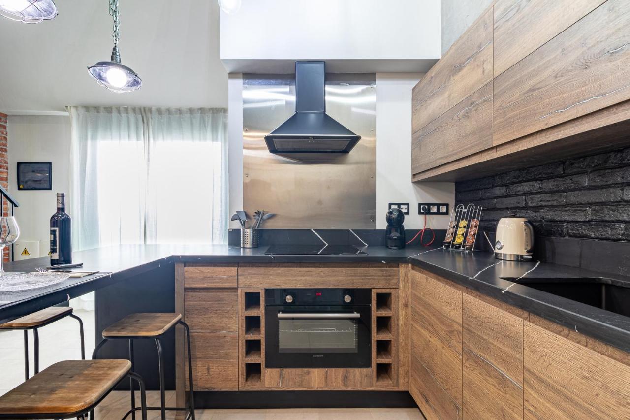 Apartment Flatguest Industrial Loft By Marina - Wifi *