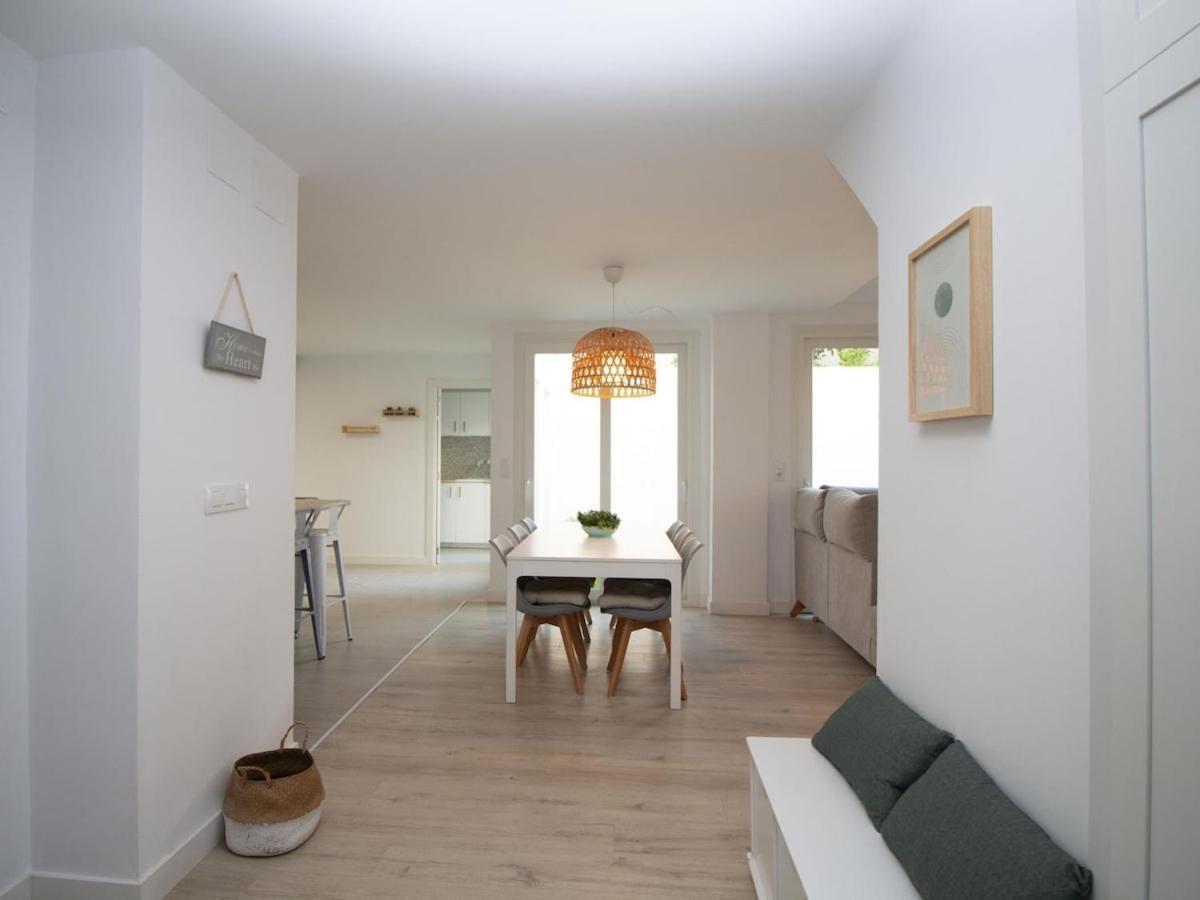Apartamento Casa con jardín privado a 300 metros de la playa, piscina