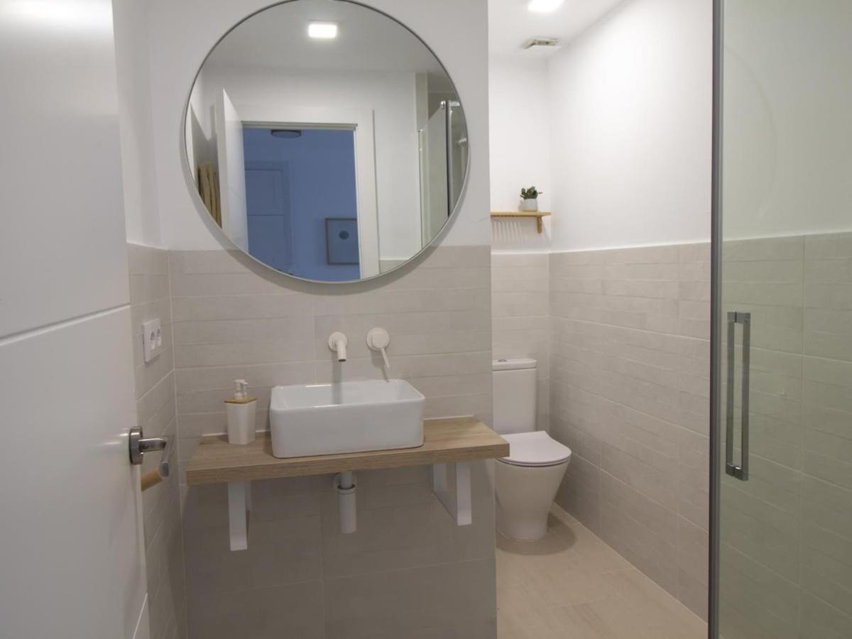 Apartamento Casa con jardín privado a 300 metros de la playa, piscina *