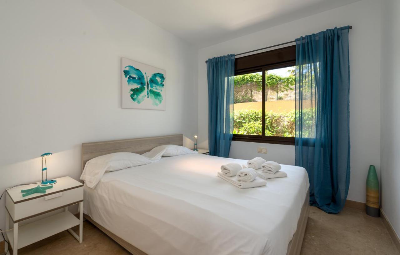 Apartment 2149-amazing Groundfloor 3 Bedrooms On Golf, Pools Alcaidesa