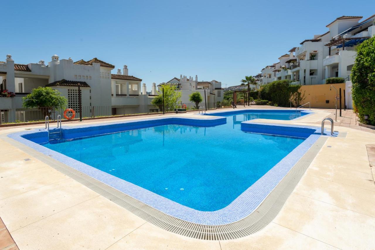 2149-amazing Groundfloor 3 Bedrooms On Golf, Pools Apartment *