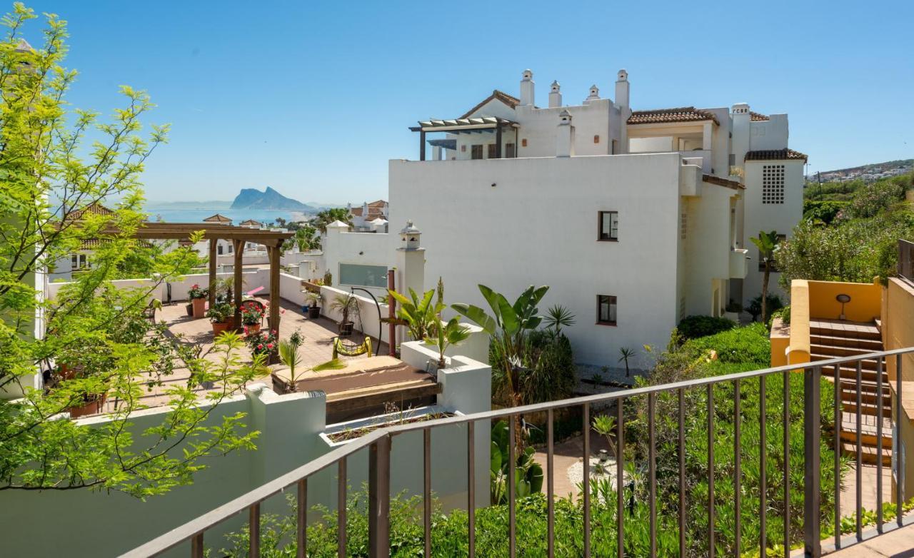2149-amazing Groundfloor 3 Bedrooms On Golf, Pools Apartment
