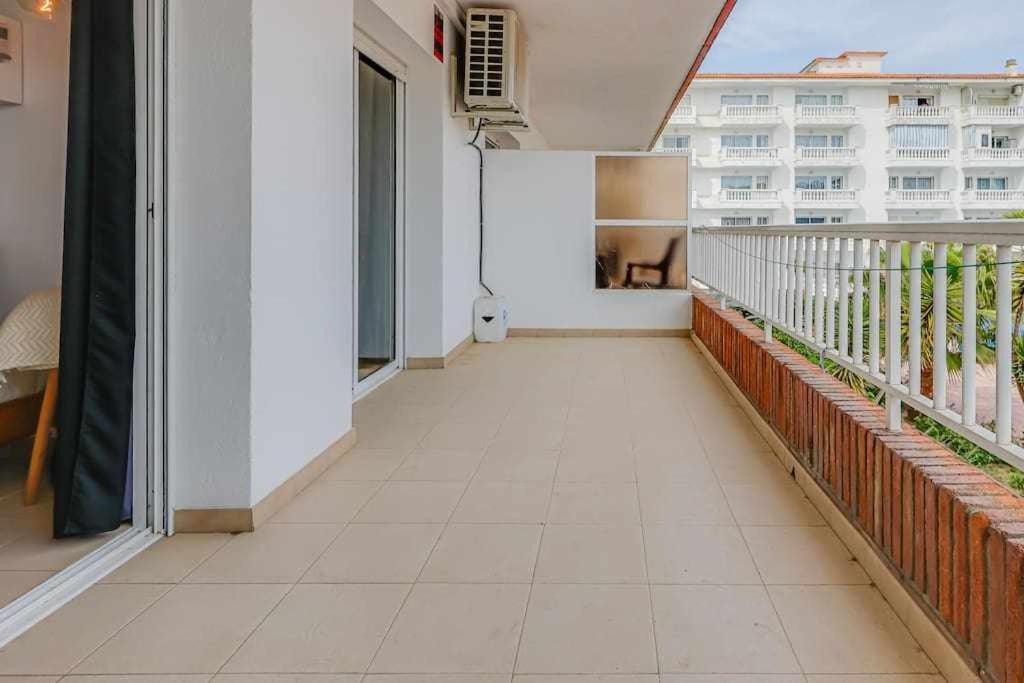 Ba Lotus Morris Apartamento Blanes