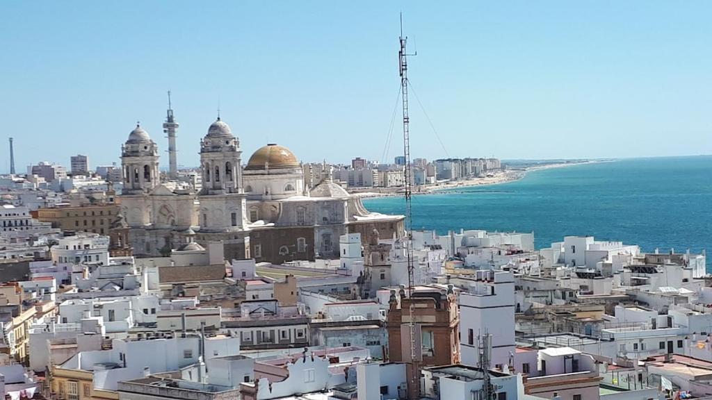 Sidonia, Luxury Historic Modern Townhouse, Swimming Pool, Terraces, Sea View.