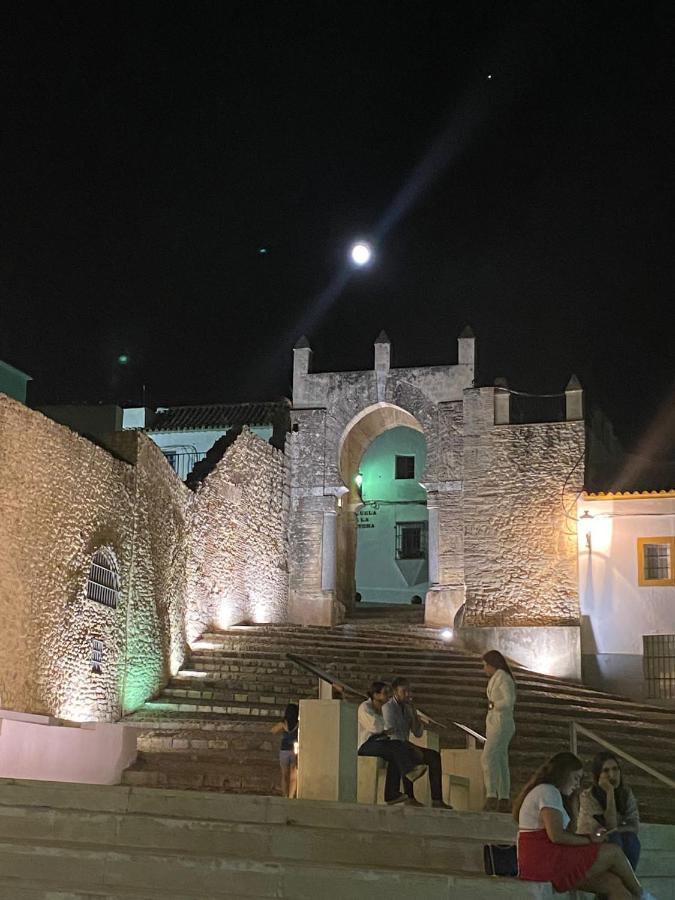 Sidonia, Luxury Historic Modern Townhouse, Swimming Pool, Terraces, Sea View. * Medina-Sidonia