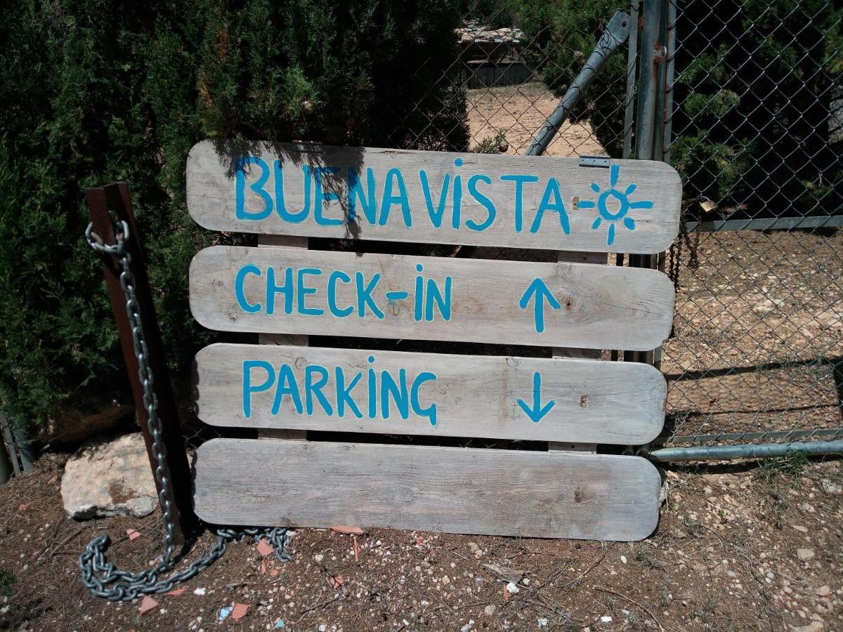 Buena Vista Cabanas Con Litera Campsite Torremanzanas