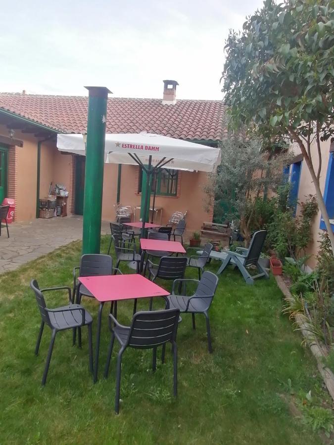 Hostel Peregrinos Casaflor Murias de Rechivaldo