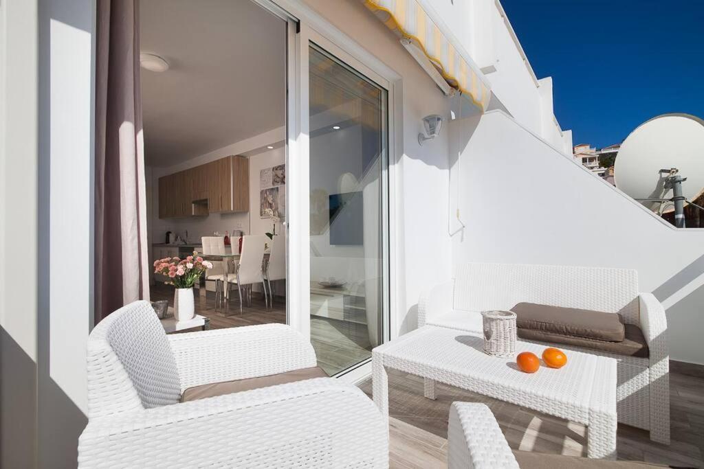Island Village With Apartamento