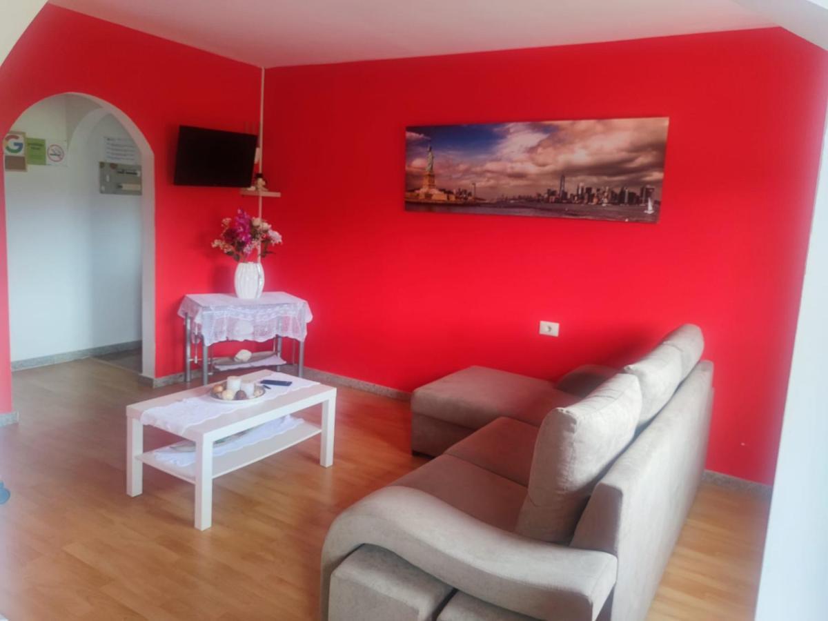 Apartamento Viviendas De Uso Turístico Lemos *