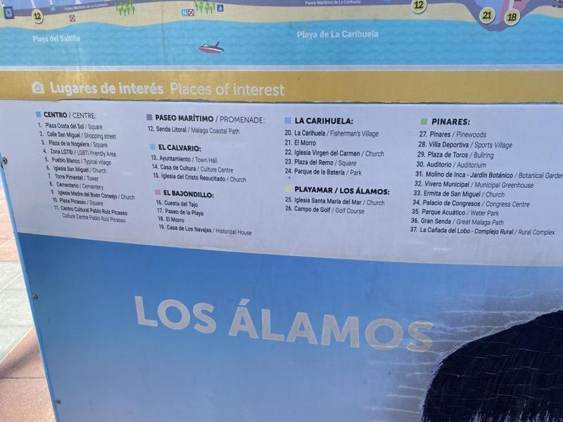 Casa A Pie De Playa En Playamar Сasa de vacaciones Torremolinos