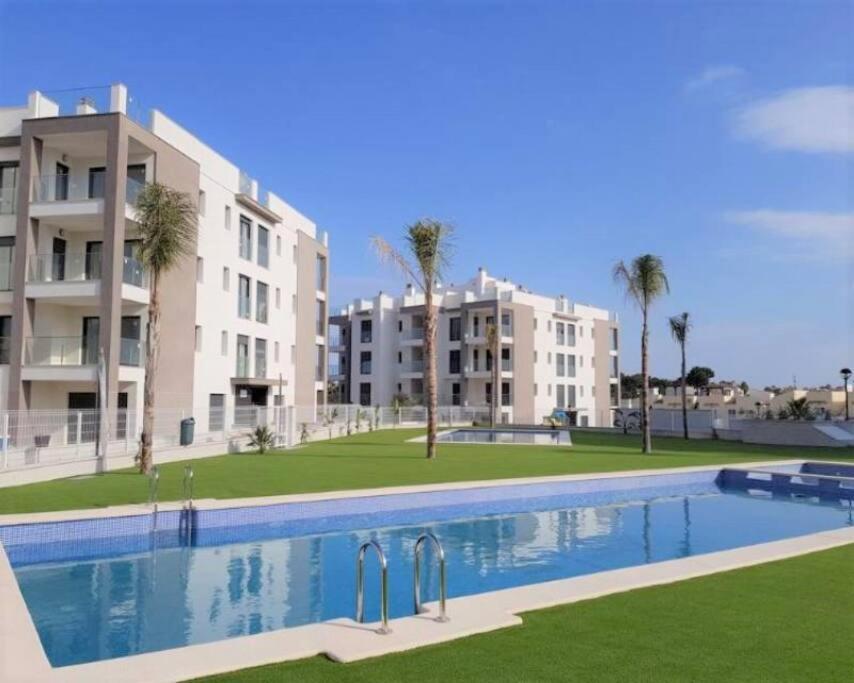 Villamartin Spacious Modern Flat -3 Pools Jacuzzi Tennis Golf Apartamento Alicante
