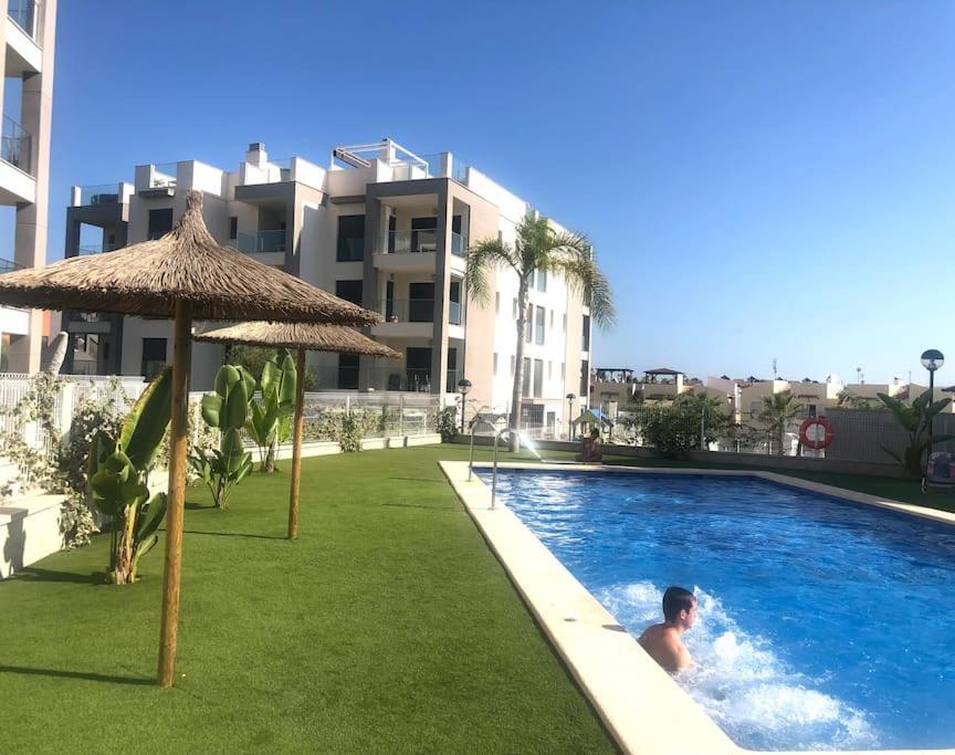Villamartin Spacious Modern Flat -3 Pools Jacuzzi Tennis Golf Apartamento Alicante