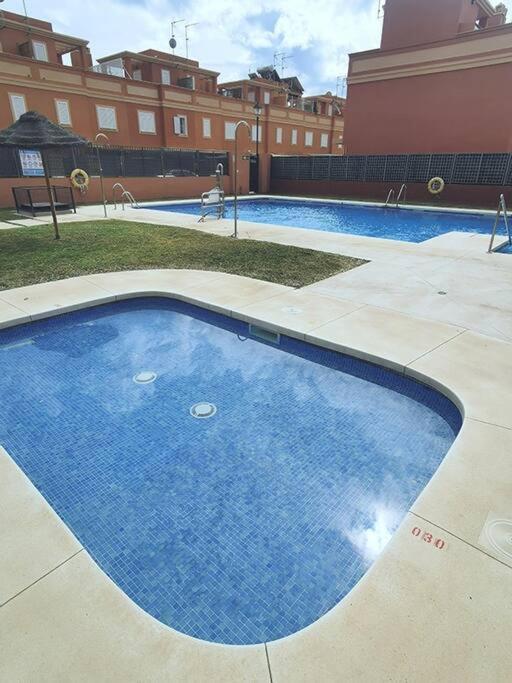 Casa Llena De Luz En Benajarfe