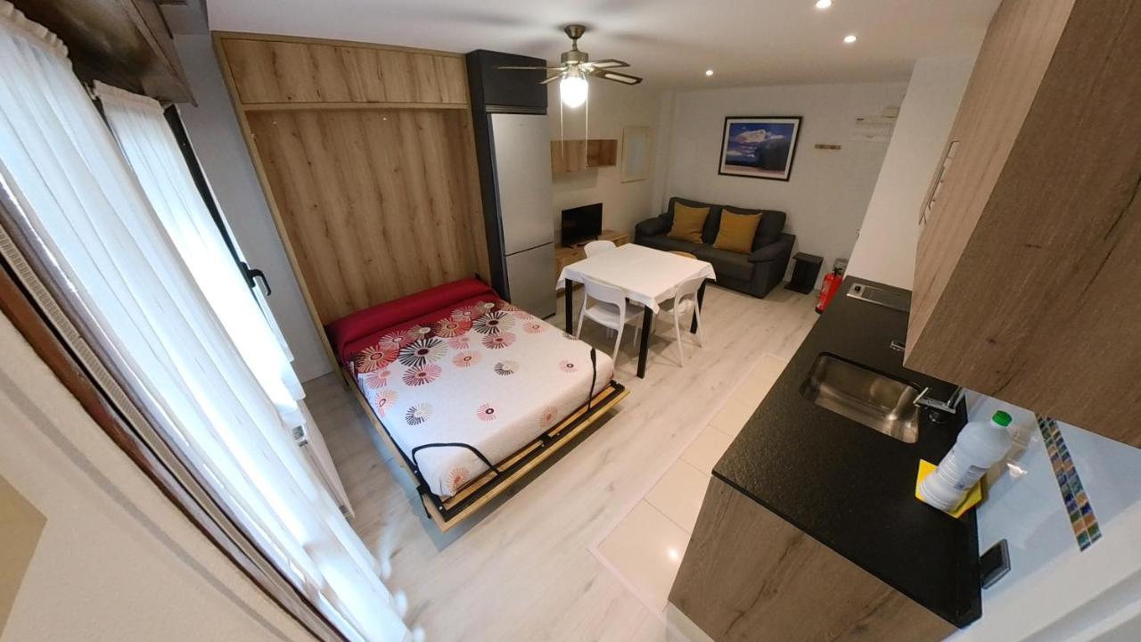 Alojamientos Pamplona Apartamentos *