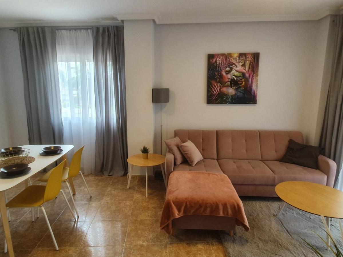 Aparthotel Playamarina 1 Reception