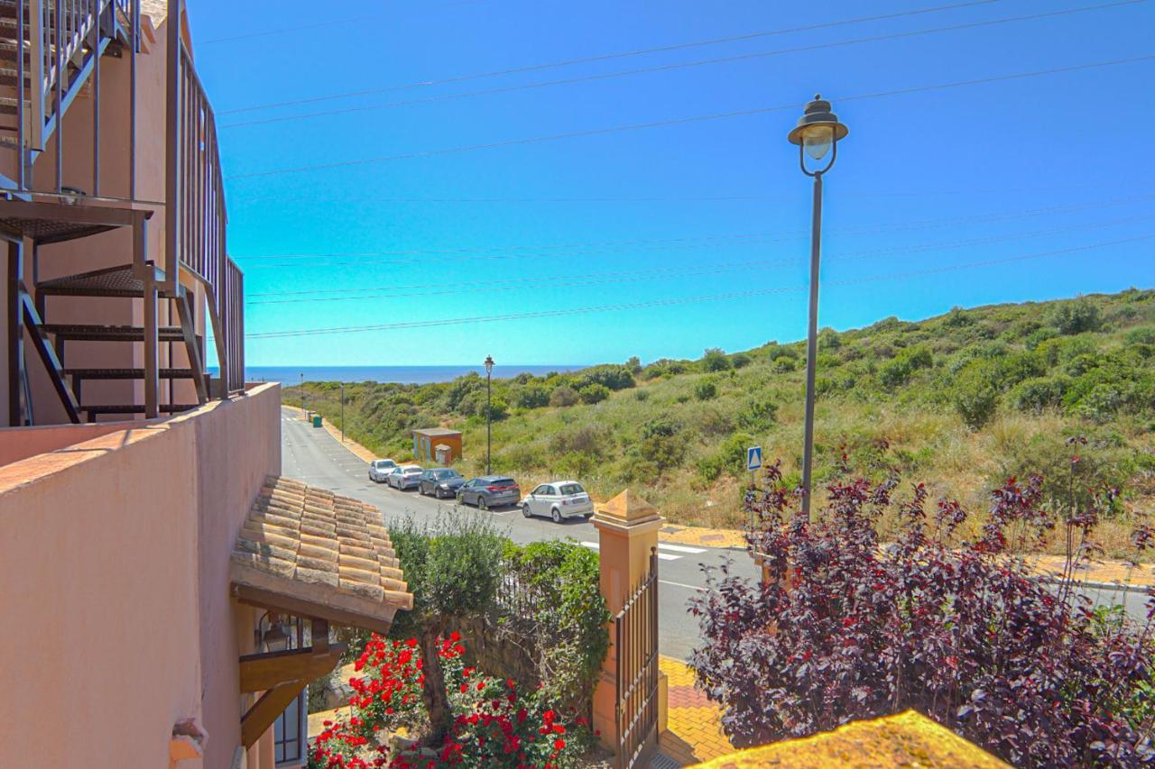 Townhouse Azata Golf - 5 Min Driving From The Beach Estepona