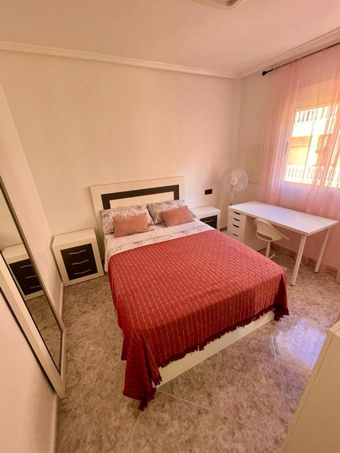 Capitan Friday Apartment *
