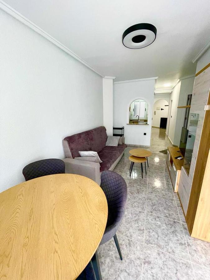 Capitan Friday Apartment