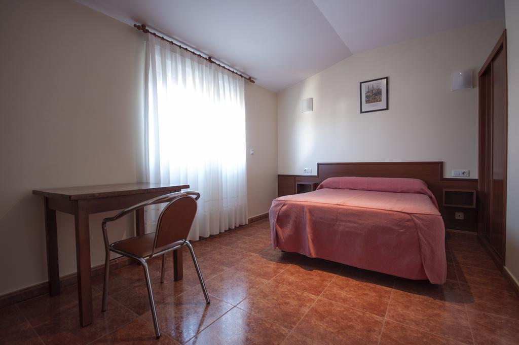 U-hotel Dario Lugo