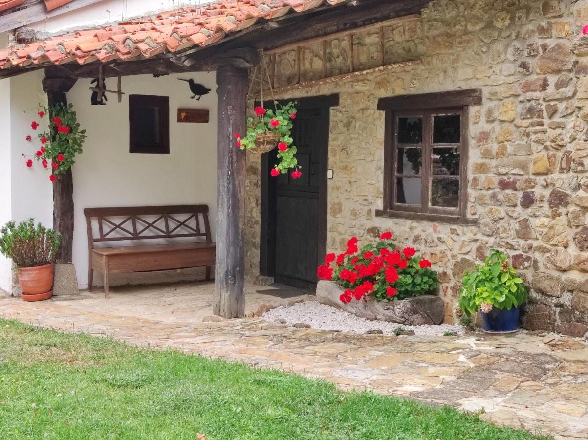 Viviendas Rurales El Covaju * Cabezon de Liebana