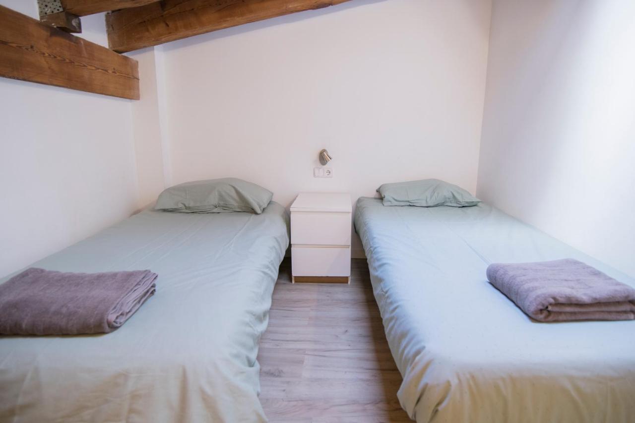 Cozy Duplex 1 Step To City Center Selfcheckin! Apartment