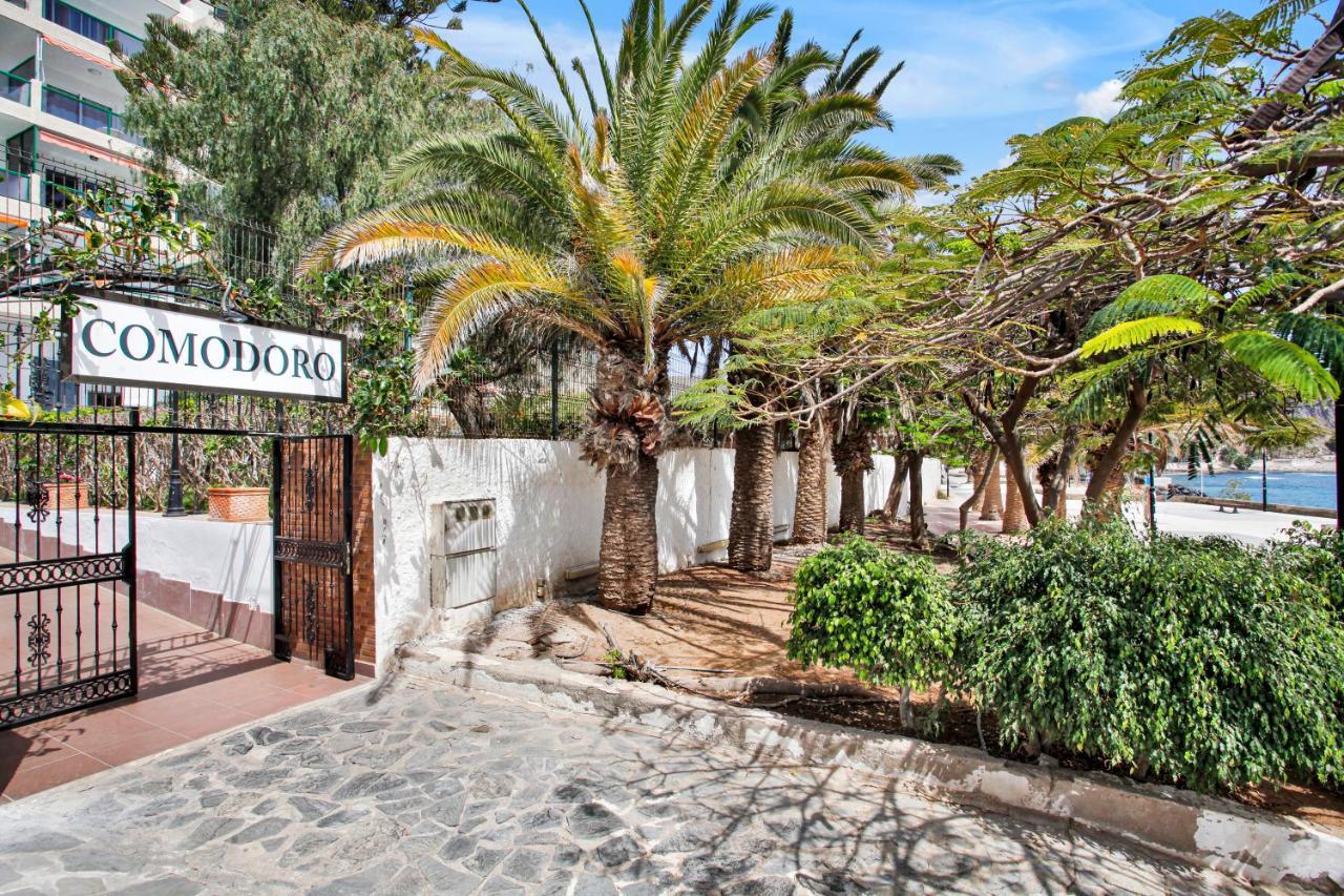 Stunning Holidays, Large Terrace On The Sea Apartamento