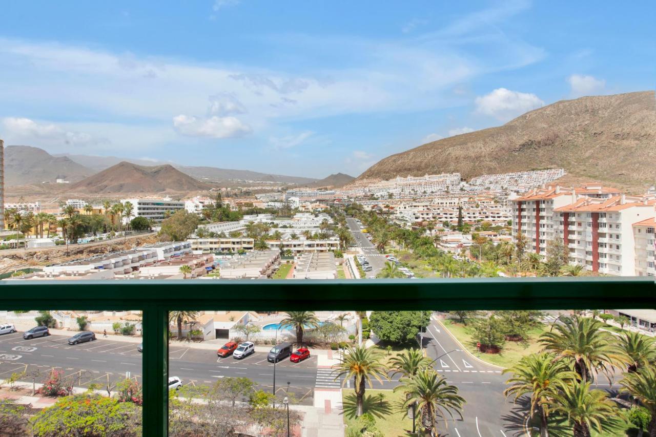Apartamento Stunning Holidays, Large Terrace On The Sea