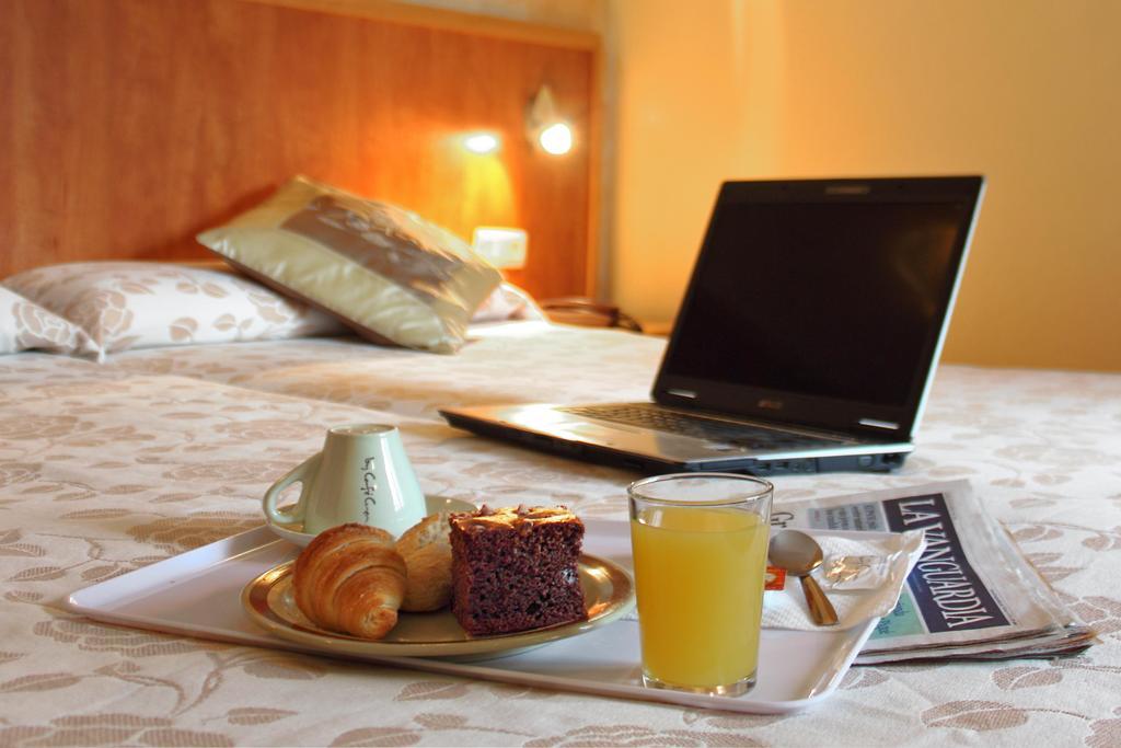 Angeles Hotel 2*