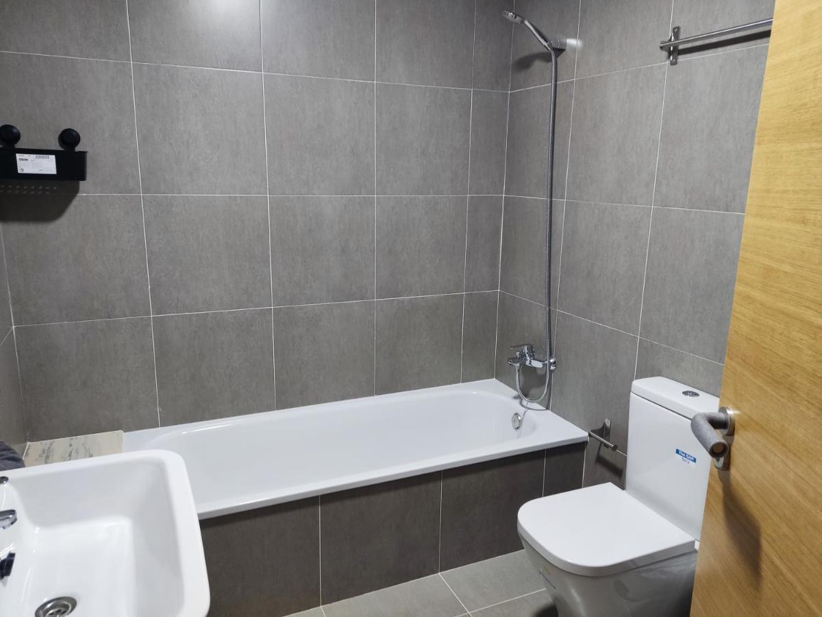 Apartamento Turistic Apts Rosalia De Castro