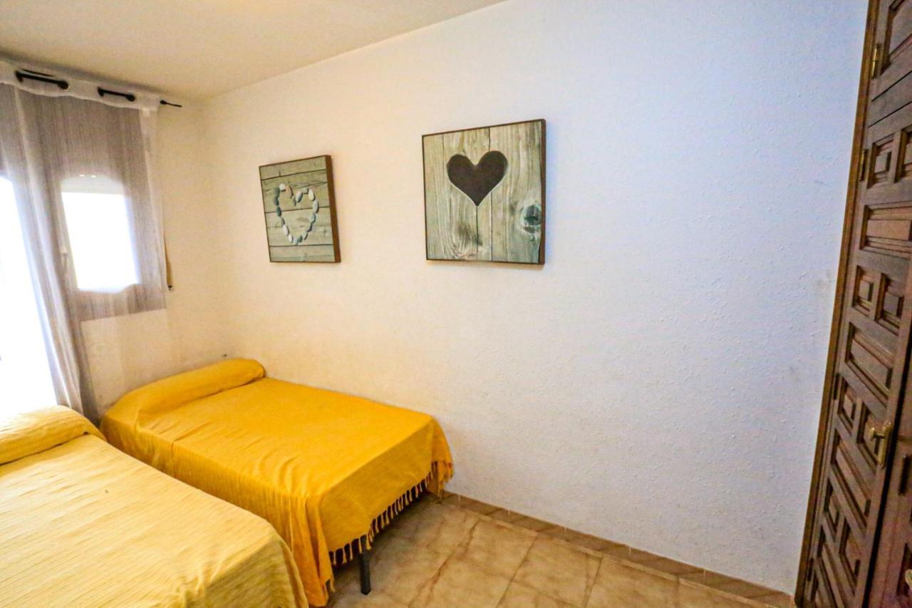 Bahia Los Angeles Only Families * Miami Platja (Miami Playa)