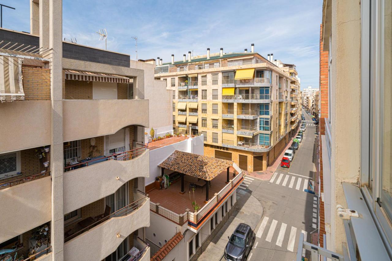 Apartment Casa Terra: 50 Meters From The Torrevieja