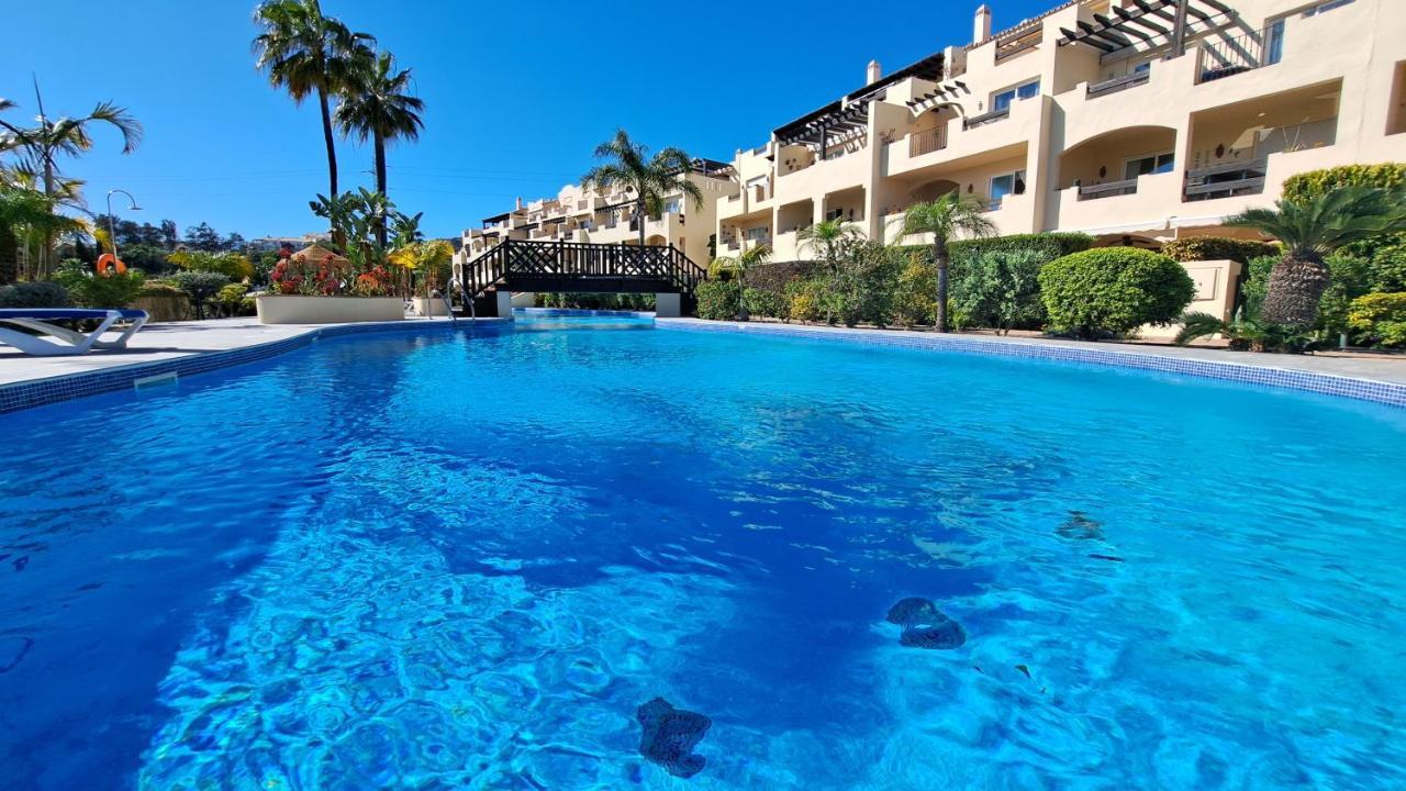 Sunny Golf View Miraflores Apartment