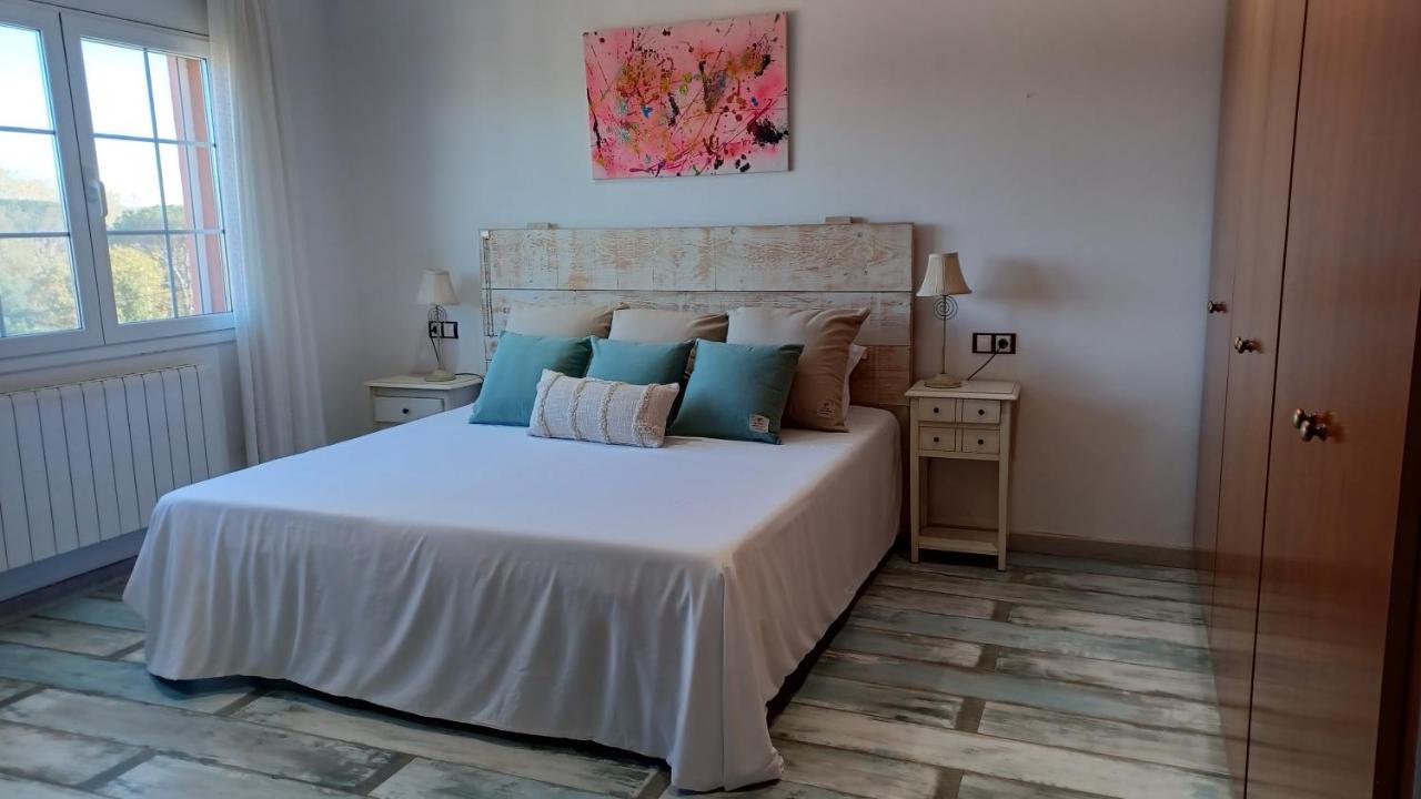 Сasa de vacaciones Piscina De Sal Barbacoa Wifi, Parking Gratis, 3 Min Pga Casa El Roble Gerona