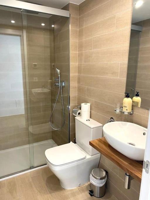 Apartamento Atico Con Vistas Impresionantes *