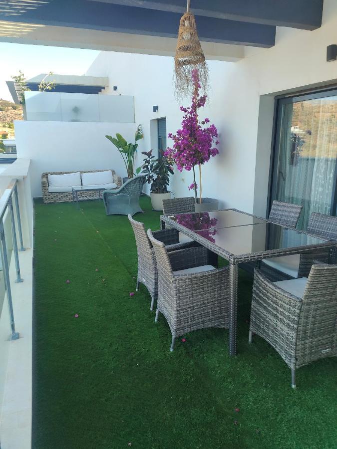 Atico Con Piscina, Golf, Vistas Al Mar Apartment *