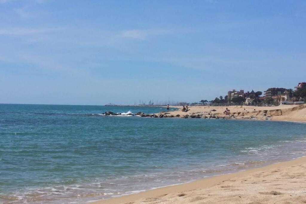 Apartment Stunning At Beach Caldes D'Estrach